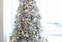 Spruce Up Your Holiday Decor: Fresh, Modern Christmas Tree Ideas