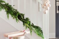 Spice Up Your Stairs: 15 Fresh Ideas For Modern Christmas Decorations